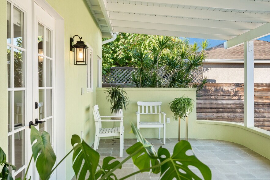 Building Photo - 4565 Estrella Ave