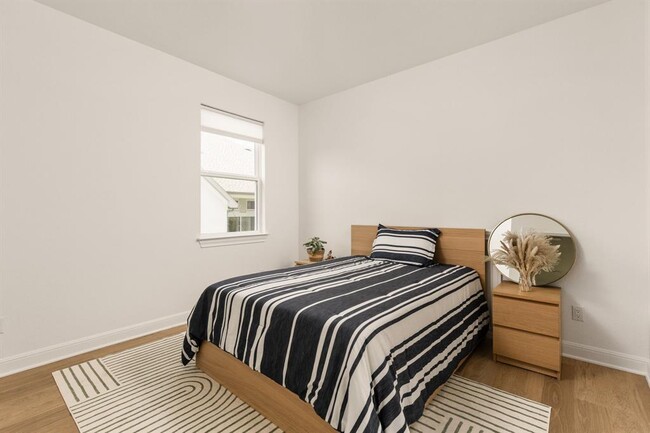 Building Photo - 2132 Cavara Cv