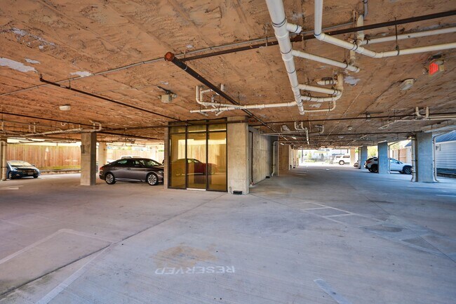 Building Photo - 2802 Morrison St