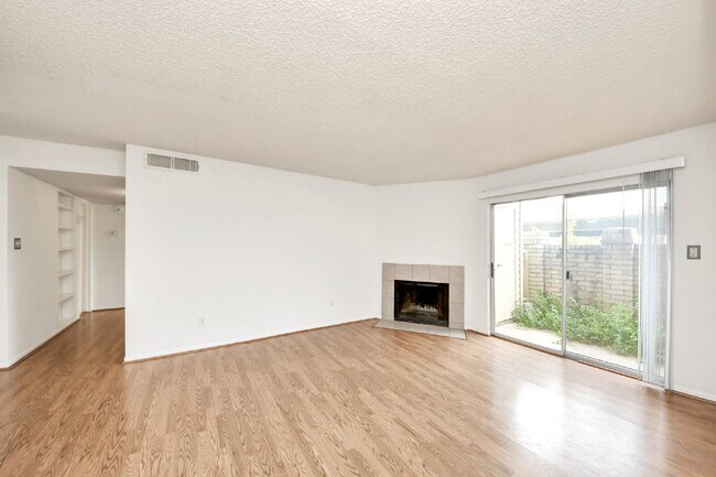 Building Photo - Available!
