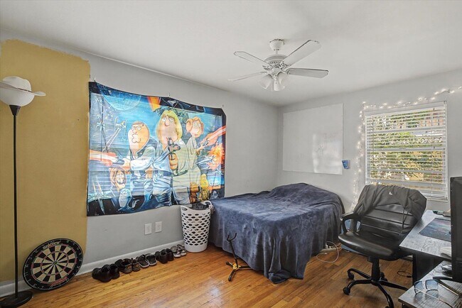 Building Photo - 233 Westridge Dr