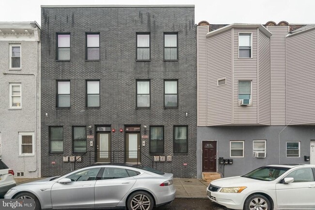 Building Photo - 2515 N Front St