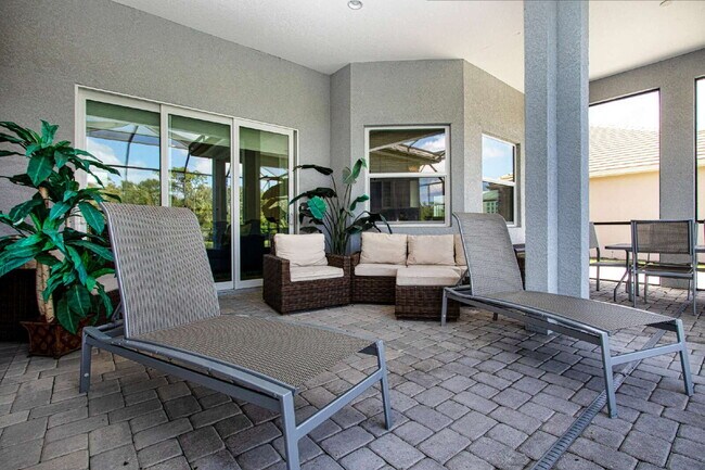 Building Photo - 4940 Tobermory Way