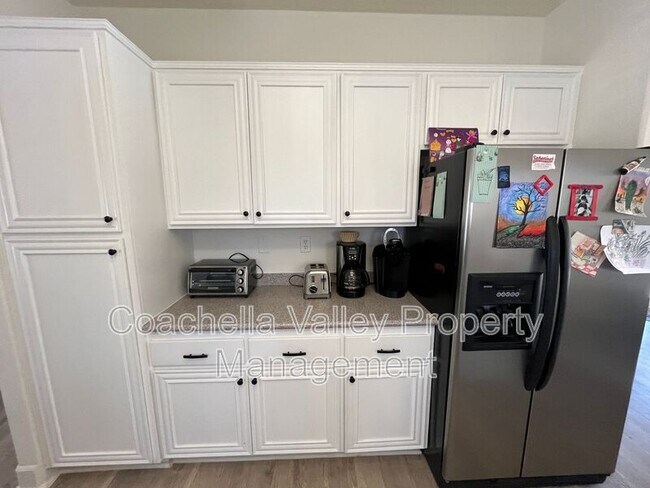 Building Photo - 79175 Latigo Cir