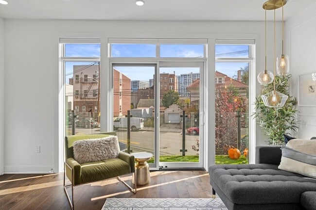 Building Photo - 27 Hackensack Plank Rd