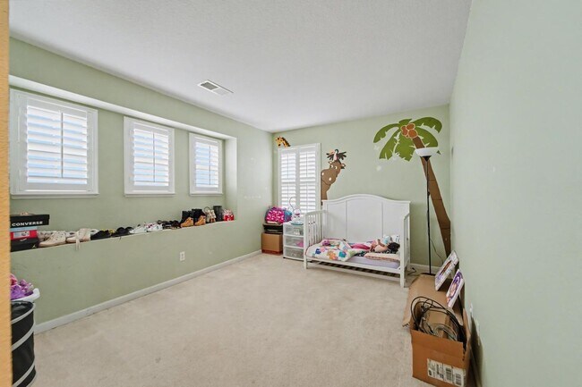 Building Photo - Spacious 3-Bedroom Home in Desirable Olivehurst Neighborhood