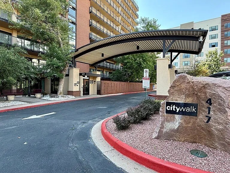 Building Photo - 417 E Kiowa