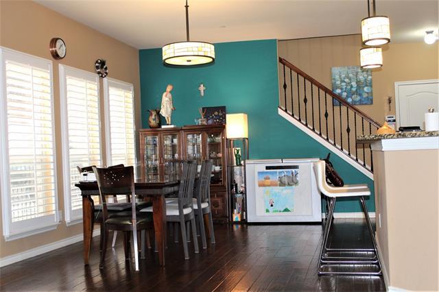 Building Photo - 4208 Comanche Dr