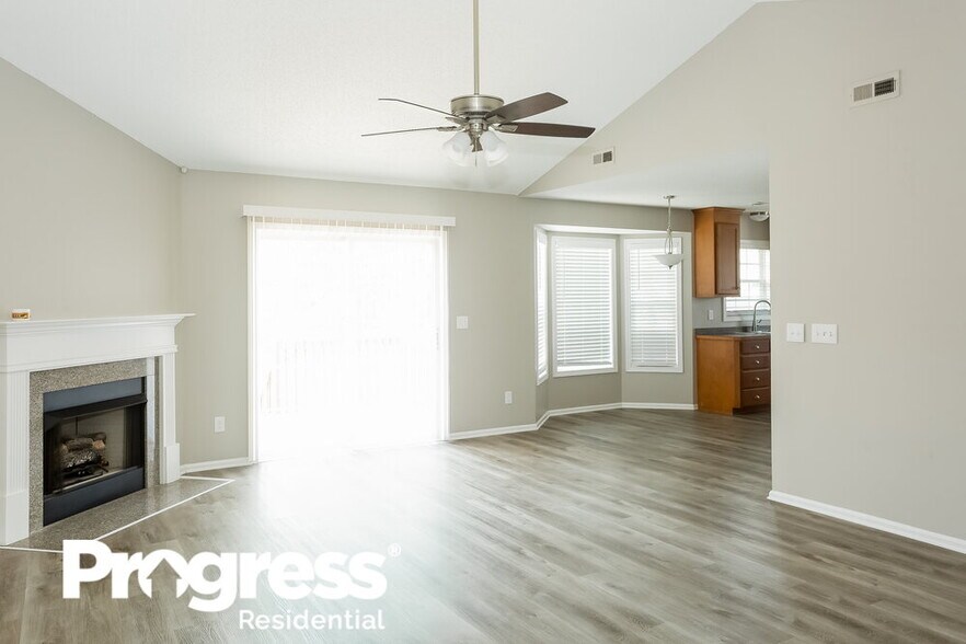 Building Photo - 1004 Ayrshire Ln