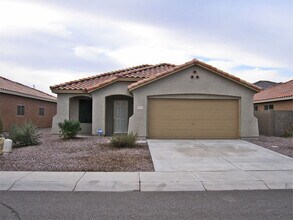 Building Photo - Introducing the Perfect Home in San Tan Heights!