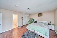 Building Photo - 17167 Index St