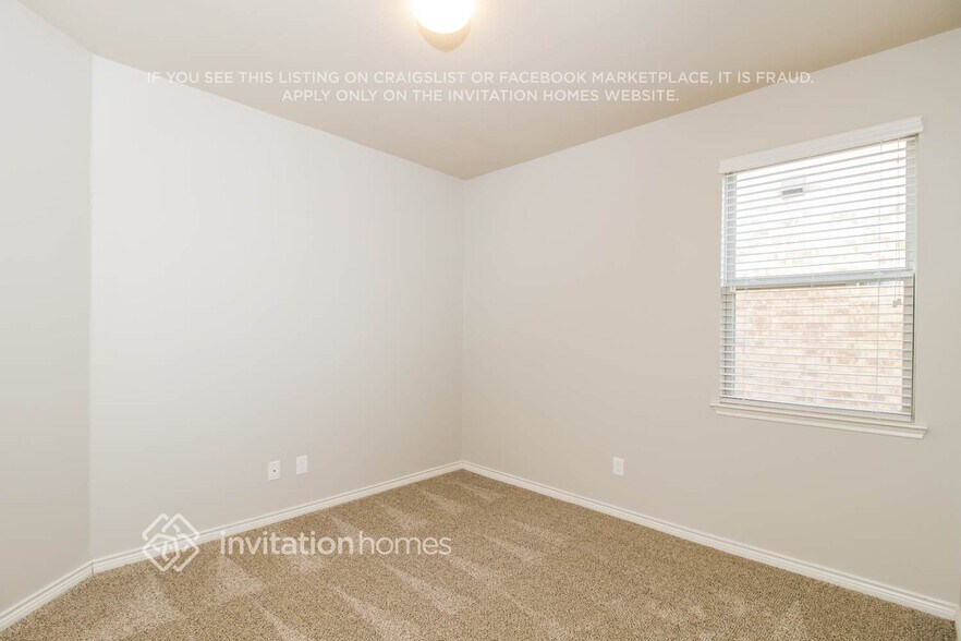 Building Photo - 2909 Colorado Dr