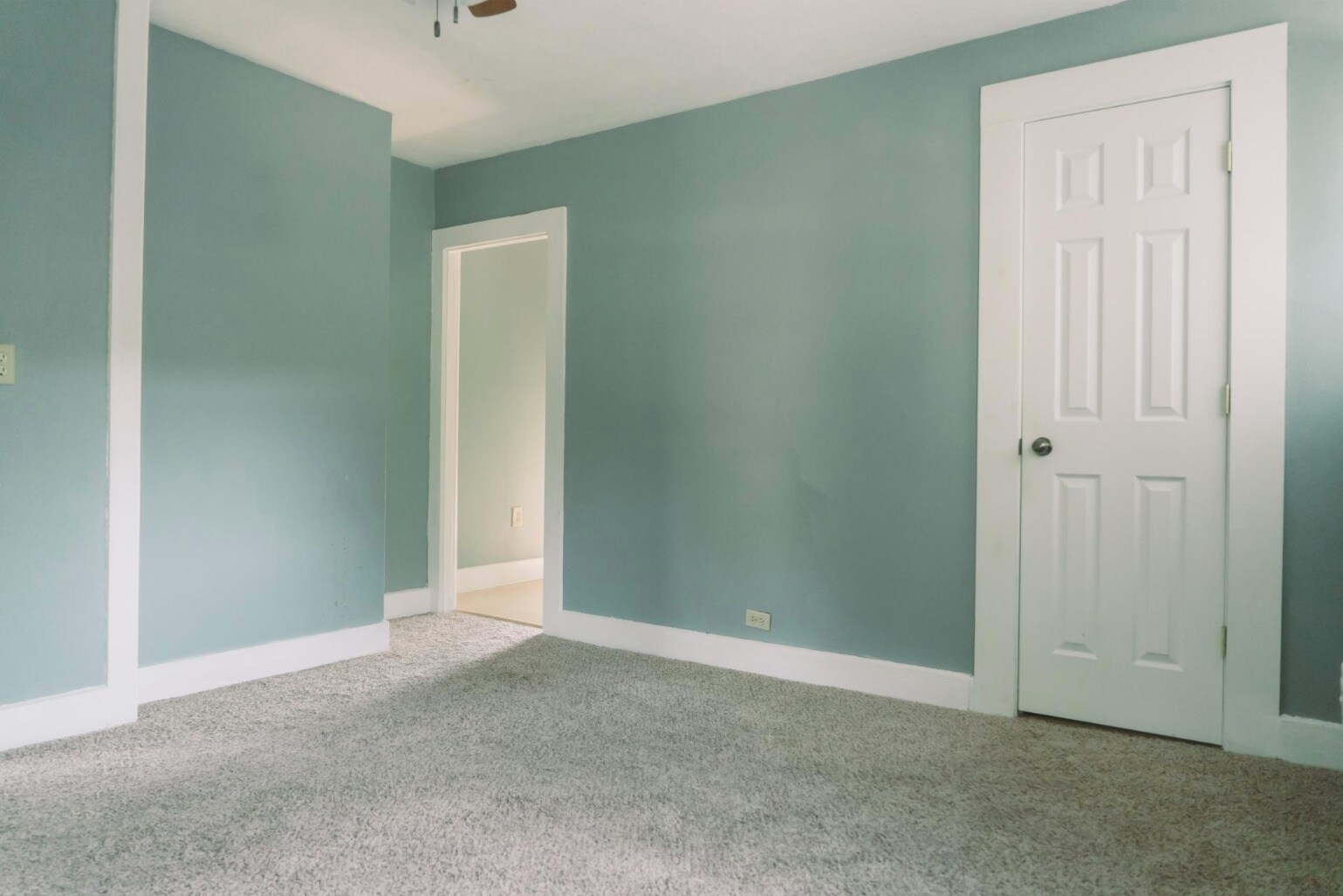 Building Photo - 379 E Wabasha St