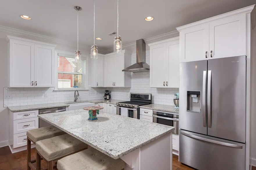 Primary Photo - 1429 Park Ave