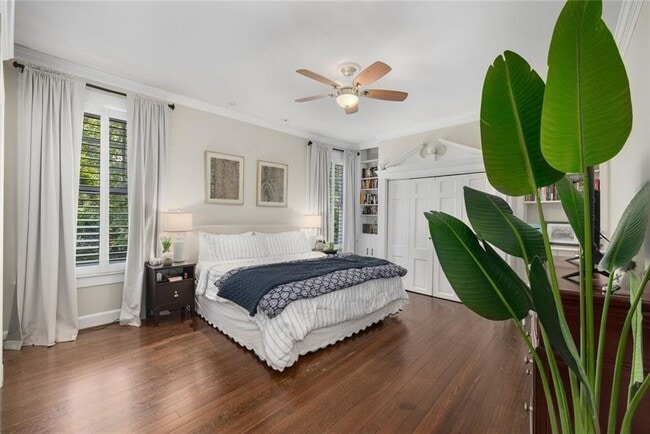 Building Photo - 124 Lafayette Dr NE