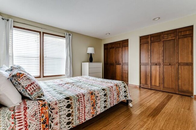Building Photo - 2644 Willona Dr