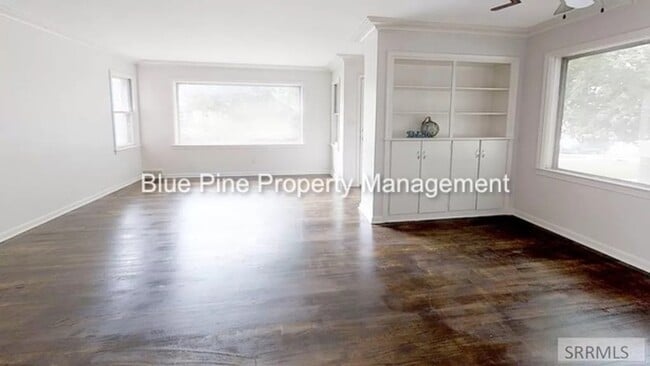 Building Photo - 662 K St