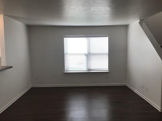 Building Photo - 5403 Coastal Way
