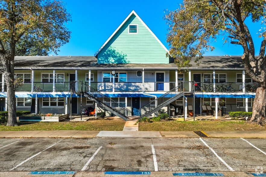 Alternate - Stonehaven at the Galleria