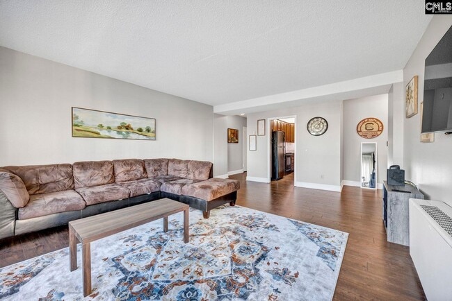 Building Photo - 1520 Senate St