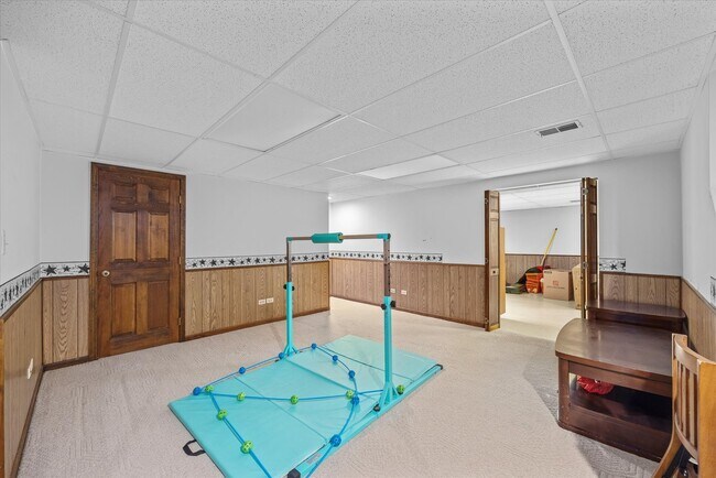 Building Photo - 2231 Remington Dr