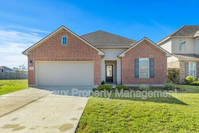 Building Photo - 317 Langley Dr