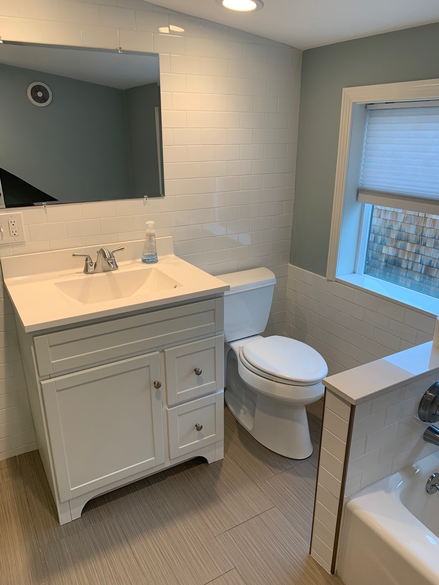 Building Photo - 33 Dennison St