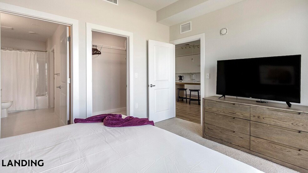 Building Photo - 4341 34th St S