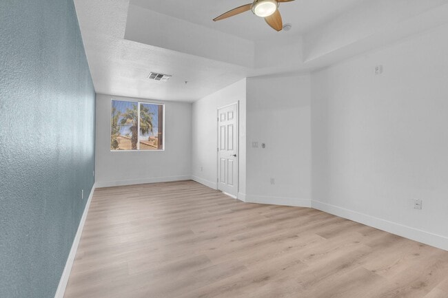 Building Photo - 75 E Agate Ave