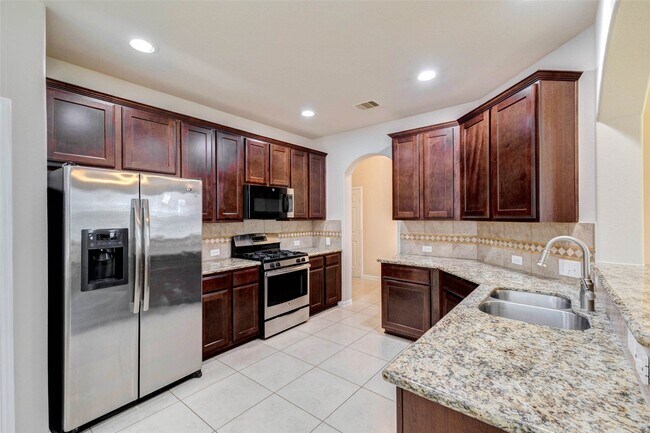 Building Photo - 3310 Pimlico Pine Ln
