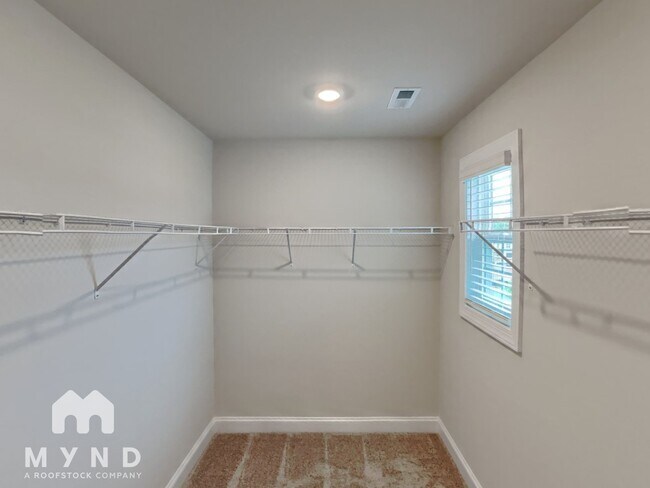 Building Photo - 207 Susannah St