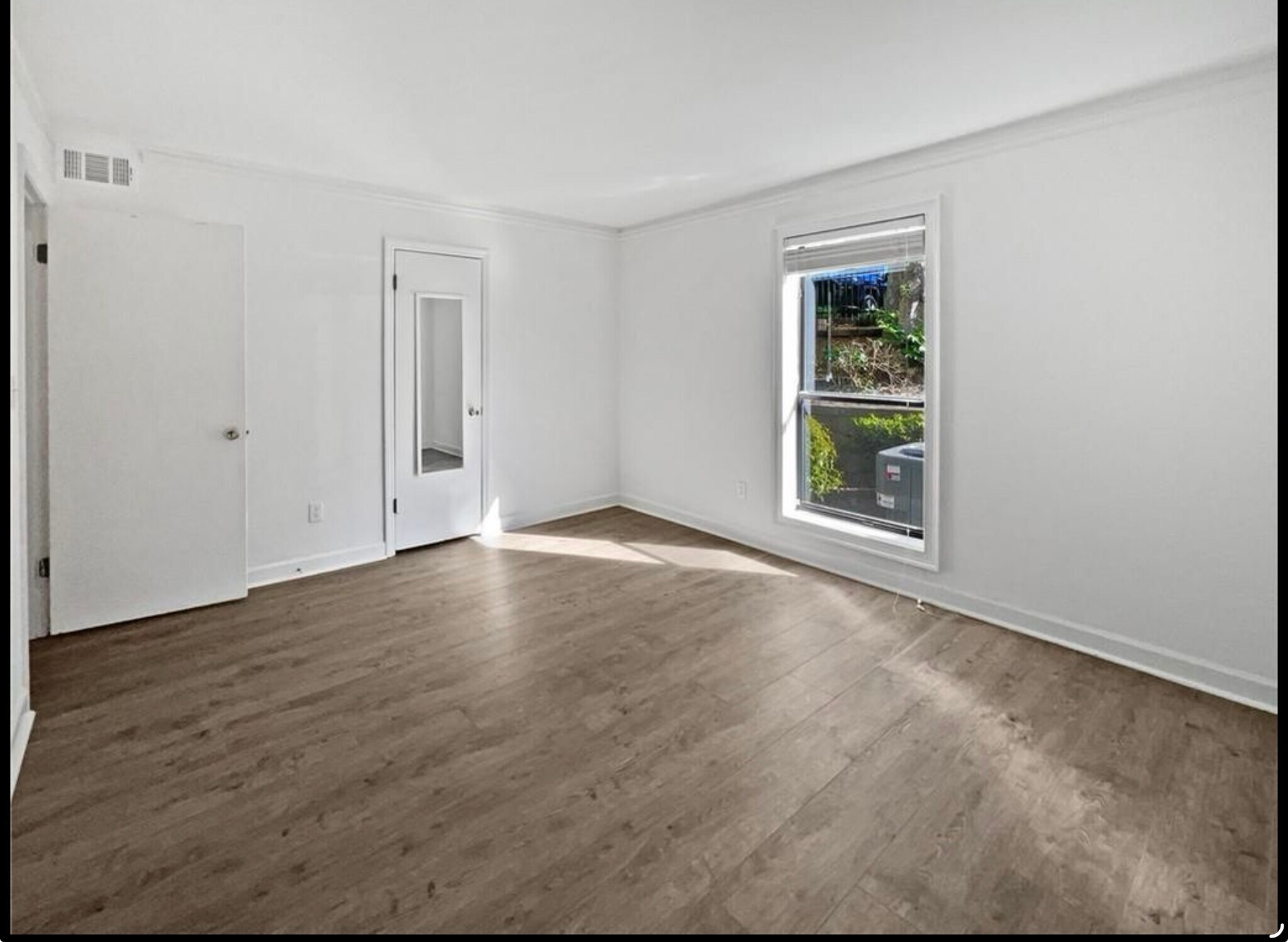 Building Photo - 607 Park Ridge Cir
