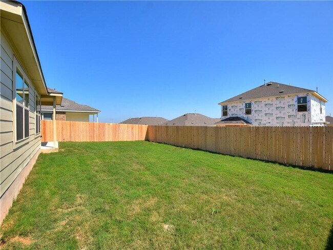Building Photo - 21413 Wilmiller Ln