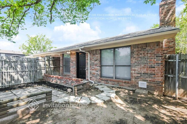 Building Photo - 101 Roselawn Dr