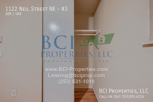 Building Photo - 1122 Neil St NE