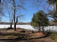 Building Photo - 45 Lakeside Dr