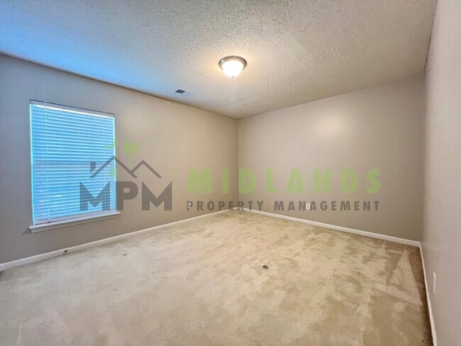 Building Photo - 101 Baltic Ct