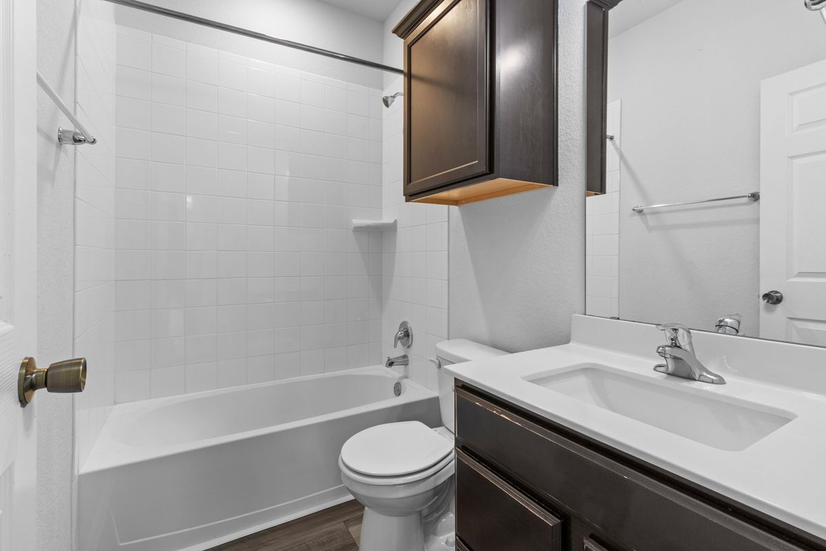 Building Photo - 309 Paddock Ln