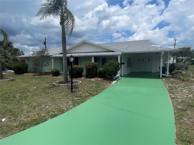 Building Photo - 701 Cypress Pl