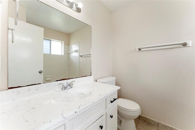 Building Photo - 1322 Dorsetshire Dr
