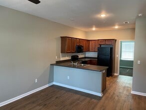 Building Photo - 2249 Del Carmel Way