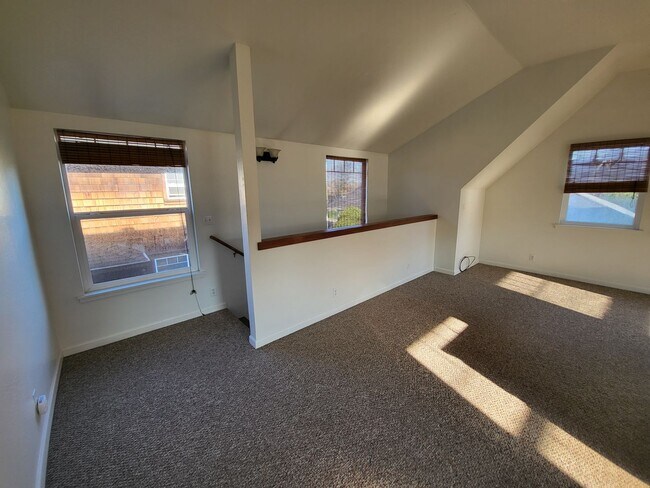 Building Photo - 2970 Janes Creek Dr