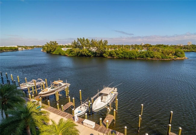 Building Photo - 1180 N Federal Hwy