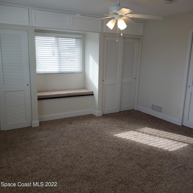 Building Photo - 215 Andros Ave