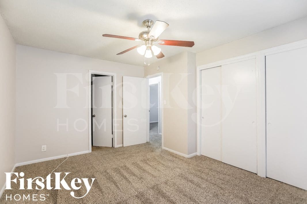 Building Photo - 8313 E 85th Terrace