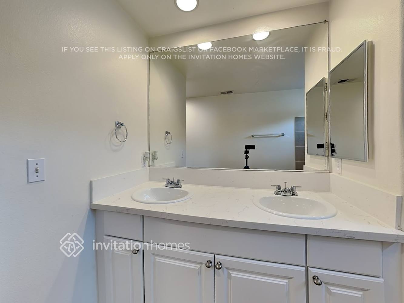 Building Photo - 15017 Core Way