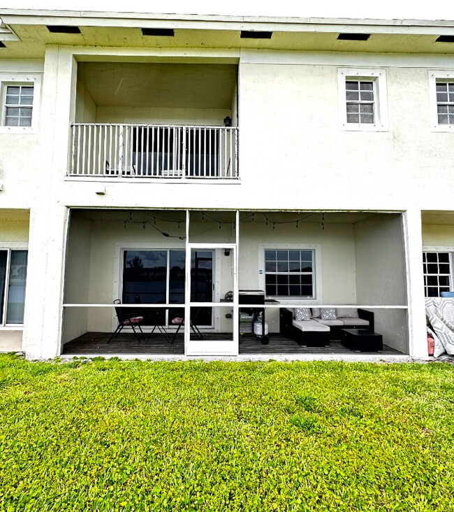 Building Photo - 4322 Emerald Vista