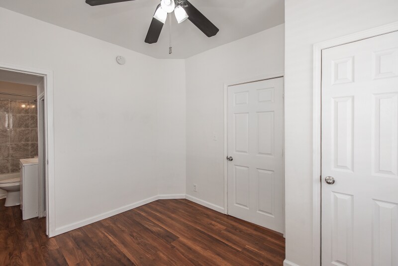 Building Photo - 3450 Macklind Ave