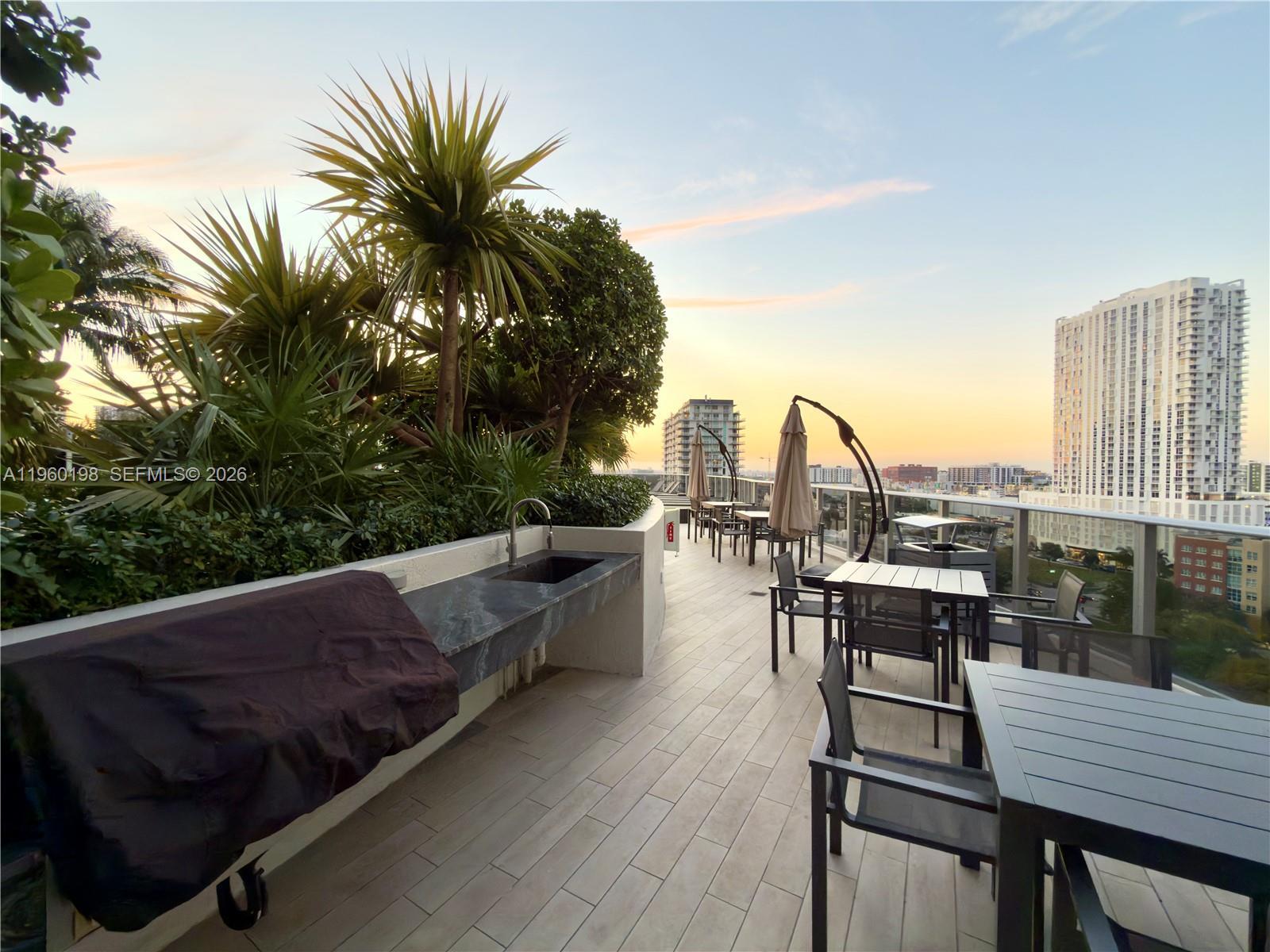 Building Photo - 488 NE 18th St