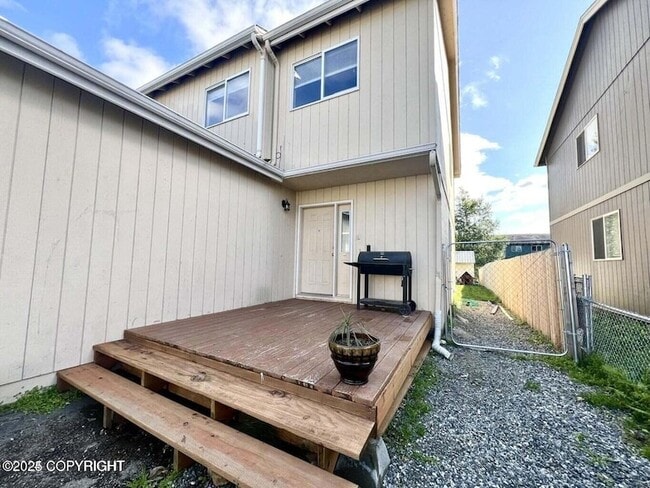 Building Photo - 8210 Williwa Ave